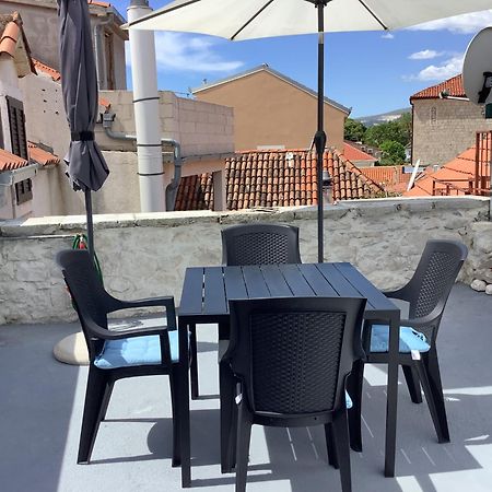 Portside Apartment Kaštela 外观 照片