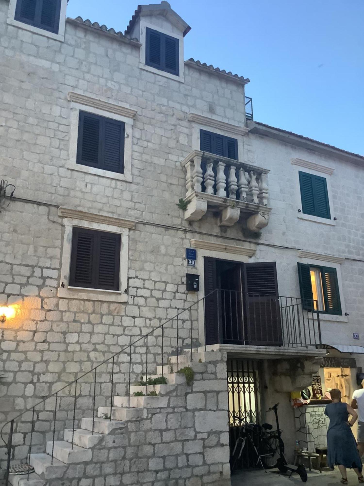 Portside Apartment Kaštela 外观 照片